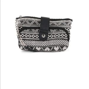 Crossbody chain strap
